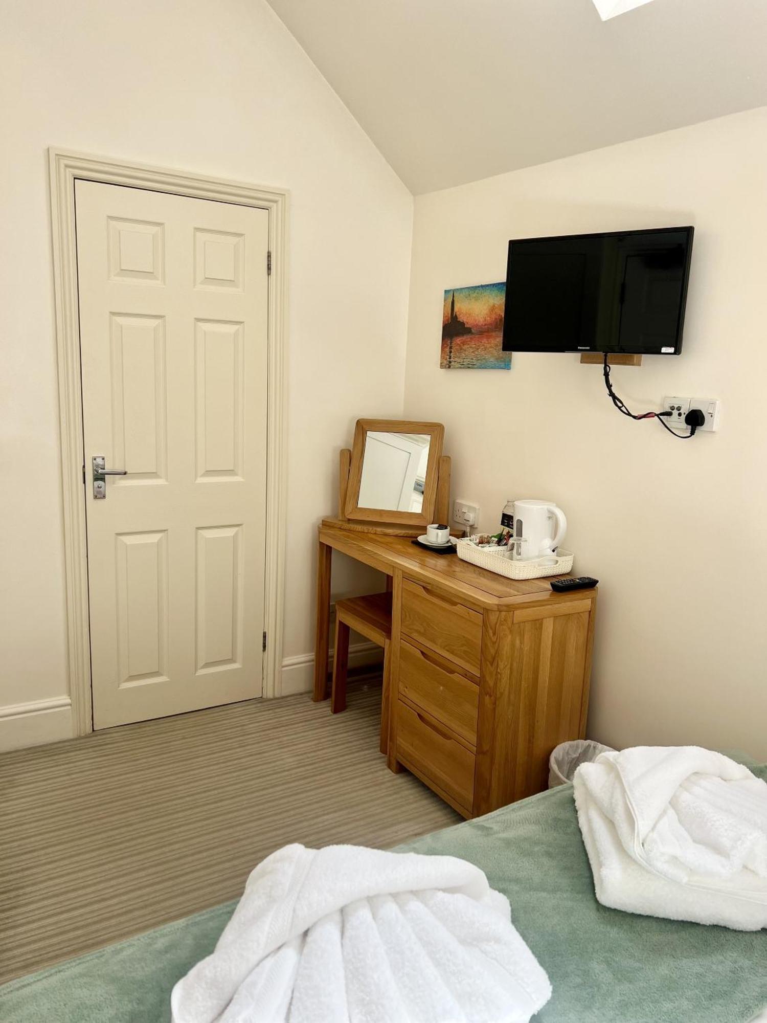 The Parson Woodforde Hotel Weston Longville Cameră foto